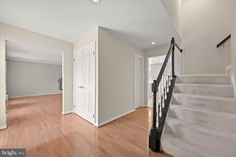 Entry Way - 1514 Featherwood St, Silver Spring, MD 20904 photo 2 of 3
