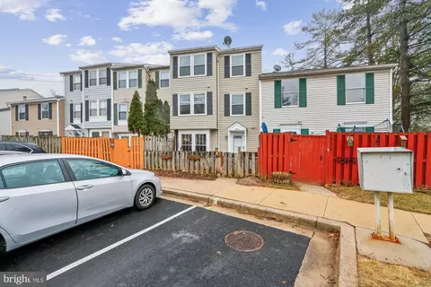 19822 Larentia Dr, Germantown, MD 20874