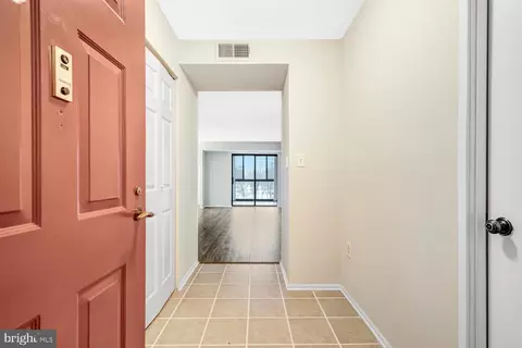 Entry Way - 15115 Interlachen Dr #3-425, Silver Spring, MD 20906 photo 2 of 4