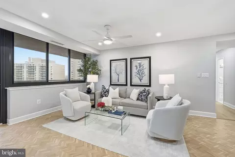 4550 N Park Ave #807, Chevy Chase, MD 20815