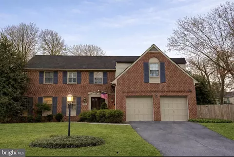 11604 Hitching Post Ln, Rockville, MD 20852