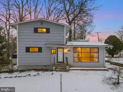 1601 Forbes St, Rockville, MD 20851