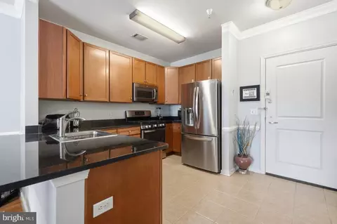 Kitchen - 8045 Newell St #423, Silver Spring, MD 20910 photo 2 of 4