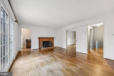 Living - 13724 Bridgewater Dr, Silver Spring, MD 20904 photo 9 of 19