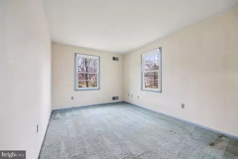 Bedroom - 13724 Bridgewater Dr, Silver Spring, MD 20904 photo 4 of 16