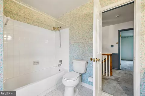 Bath - 13724 Bridgewater Dr, Silver Spring, MD 20904 photo 6 of 6