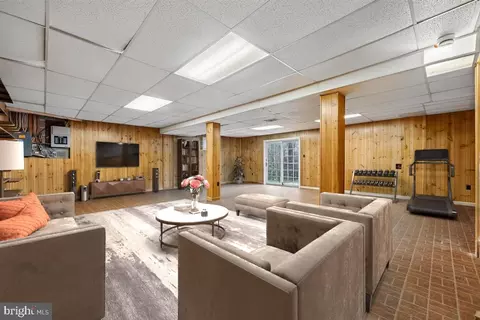 Living - 13724 Bridgewater Dr, Silver Spring, MD 20904 photo 19 of 19