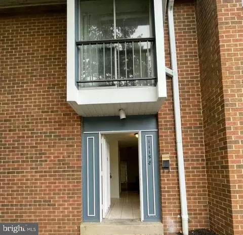11158 Oak Leaf Dr #106, Silver Spring, MD 20901