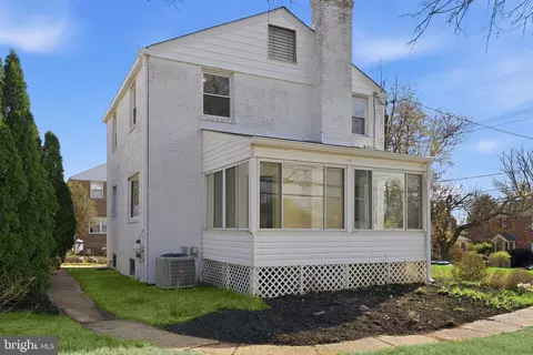 Exterior - 11527 Grandview Ave, Silver Spring, MD 20902 photo 6 of 7