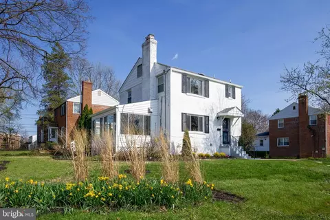 Exterior - 11527 Grandview Ave, Silver Spring, MD 20902 photo 5 of 7