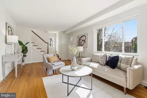 Living - 11527 Grandview Ave, Silver Spring, MD 20902 photo 1 of 5