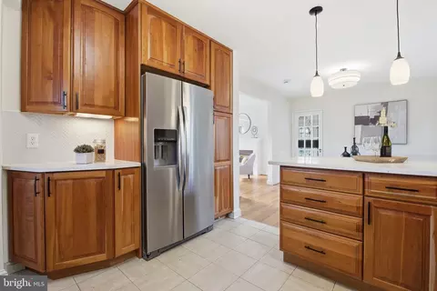 Kitchen - 11527 Grandview Ave, Silver Spring, MD 20902 photo 5 of 5