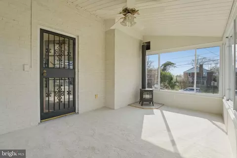 Exterior - 11527 Grandview Ave, Silver Spring, MD 20902 photo 3 of 7