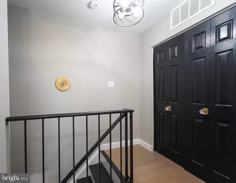Entry Way - 3013 Piano Ln #34, Silver Spring, MD 20904 photo 6 of 9