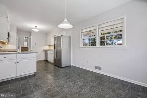 Kitchen - 606 Winhall Way, Silver Spring, MD 20904 photo 5 of 5