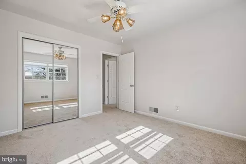 Bedroom - 606 Winhall Way, Silver Spring, MD 20904 photo 5 of 8