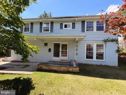 11412 Fairoak Dr, Silver Spring, MD 20902