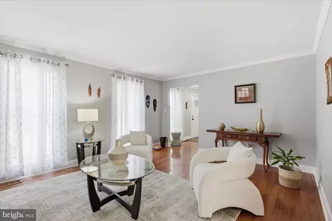 12405 Olivewood Pl, Silver Spring, MD 20904 photo 9