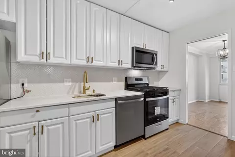 4515 Willard Ave #S616, Chevy Chase, MD 20815