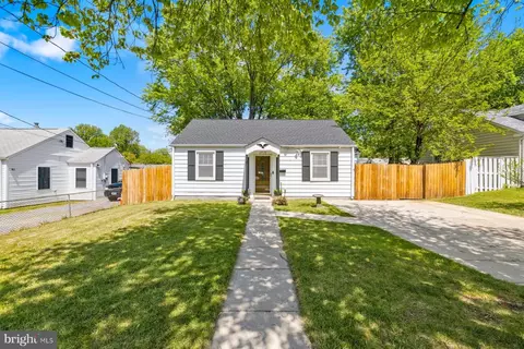 2715 Randolph Rd, Silver Spring, MD 20902