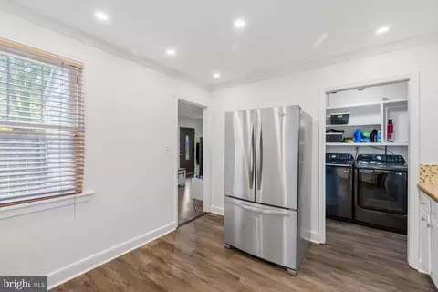 Entry Way - 2715 Randolph Rd, Silver Spring, MD 20902 photo 2 of 3