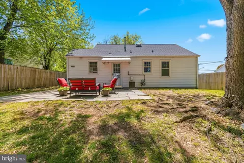 Exterior - 2715 Randolph Rd, Silver Spring, MD 20902 photo 3 of 4