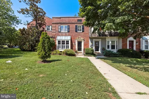 6700 Offutt Ln #195, Bethesda, MD 20815
