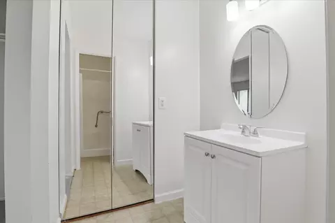 Bath - 3182 Adderley Ct #240-E, Silver Spring, MD 20906 photo 2 of 4