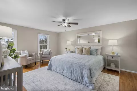 Bedroom - 14908 Village Gate Dr, Silver Spring, MD 20906 photo 1 of 6