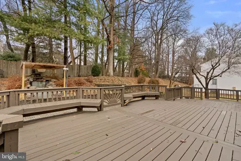 Exterior - 14908 Village Gate Dr, Silver Spring, MD 20906 photo 7 of 13