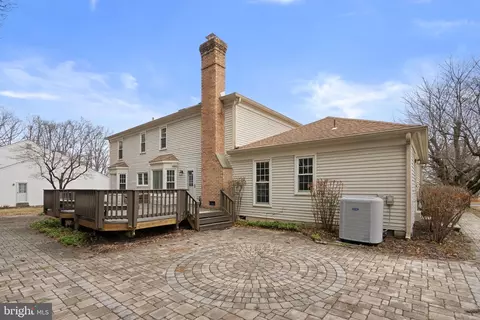 Exterior - 14908 Village Gate Dr, Silver Spring, MD 20906 photo 4 of 13