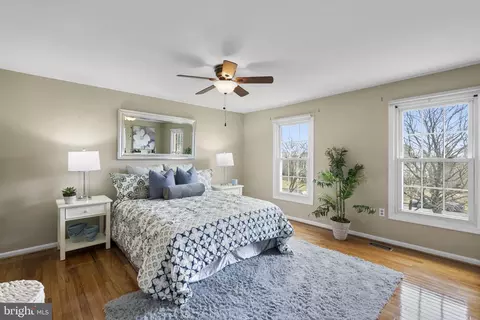 Bedroom - 14908 Village Gate Dr, Silver Spring, MD 20906 photo 4 of 6