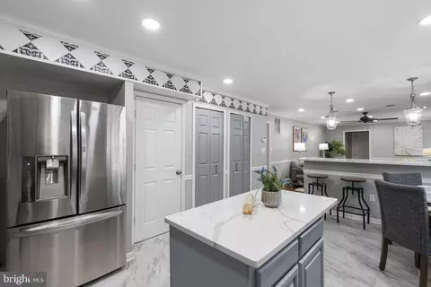 Kitchen - 14908 Village Gate Dr, Silver Spring, MD 20906 photo 2 of 4