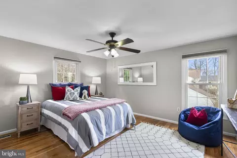 Bedroom - 14908 Village Gate Dr, Silver Spring, MD 20906 photo 5 of 6