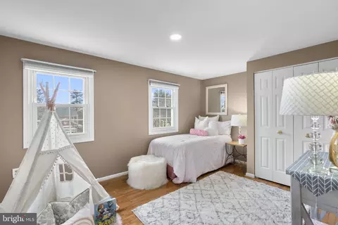 Bedroom - 14908 Village Gate Dr, Silver Spring, MD 20906 photo 3 of 6