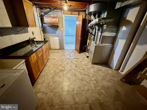 905 Playford Ln, Silver Spring, MD 20901 photo 35