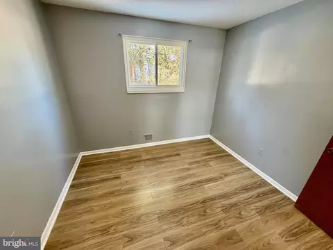905 Playford Ln, Silver Spring, MD 20901 photo 14