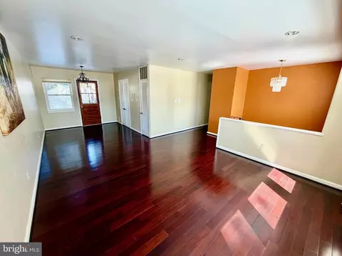 905 Playford Ln, Silver Spring, MD 20901 photo 6