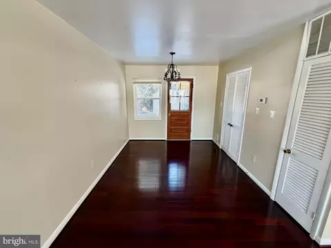 905 Playford Ln, Silver Spring, MD 20901 photo 7