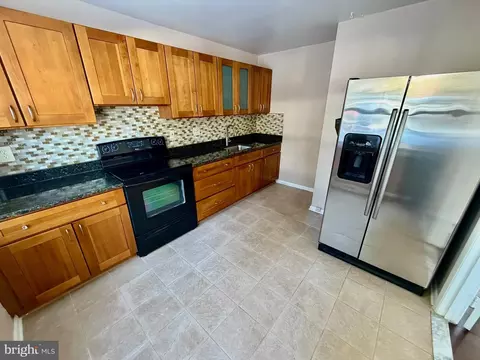 905 Playford Ln, Silver Spring, MD 20901 photo 10