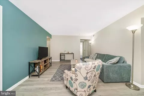 Living - 2513 Mcveary Ct #10AC, Silver Spring, MD 20906 photo 1 of 1