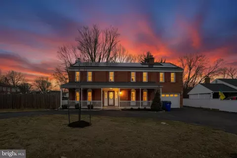 4517 Morningwood Dr, Olney, MD 20832