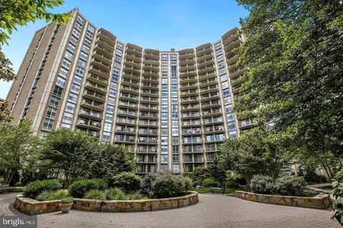 9039 Sligo Creek Pkwy #205, Silver Spring, MD 20901