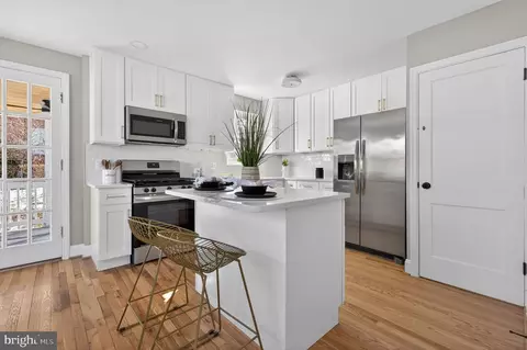 Kitchen - 914 Dennis Ave, Silver Spring, MD 20901 photo 1 of 3