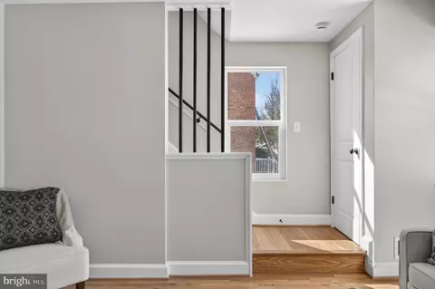 Entry Way - 914 Dennis Ave, Silver Spring, MD 20901 photo 1 of 4