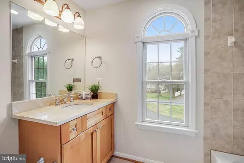 Bath - 13307 Bregman Rd, Silver Spring, MD 20904 photo 4 of 4
