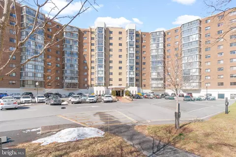 15115 Interlachen Dr #3-607, Silver Spring, MD 20906 photo 2