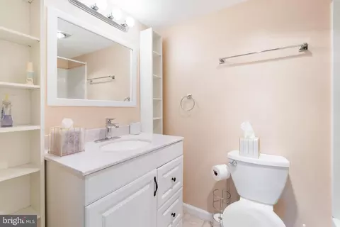 15115 Interlachen Dr #3-607, Silver Spring, MD 20906 photo 23