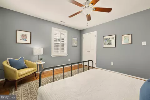 Bedroom - 1601 Noyes Dr, Silver Spring, MD 20910 photo 7 of 10