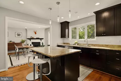 Kitchen - 1601 Noyes Dr, Silver Spring, MD 20910 photo 5 of 5